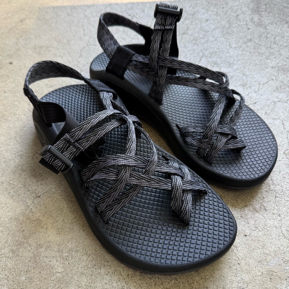 Chaco Womens Zcloud X2 Sport Sandal Black Size 6 W color black limb preloved
